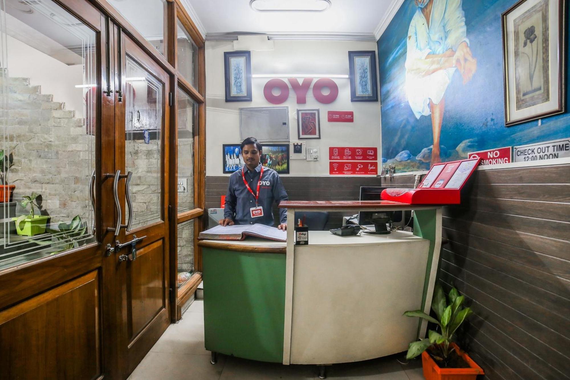 Oyo Downtown Inn Near Leisure Valley Park Gurgaon Zewnętrze zdjęcie